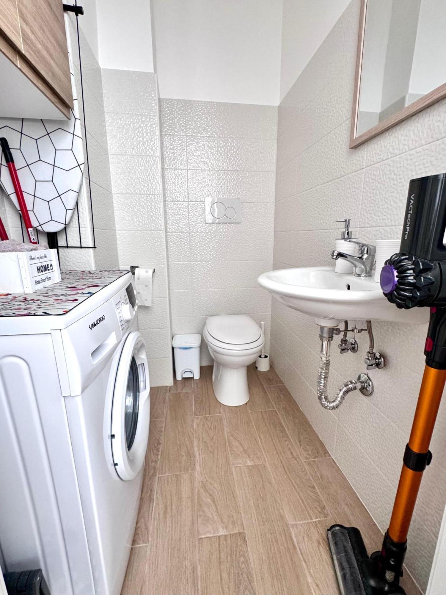 Aliste Apartment Brindisi Ngoại thất bức ảnh